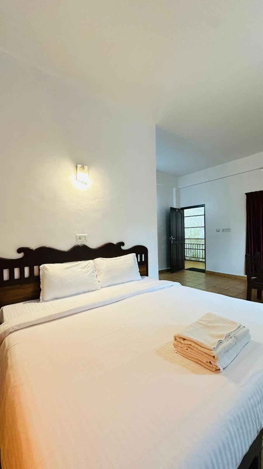 Wild Elephant Resort Kallar Vattiyar 外观 照片
