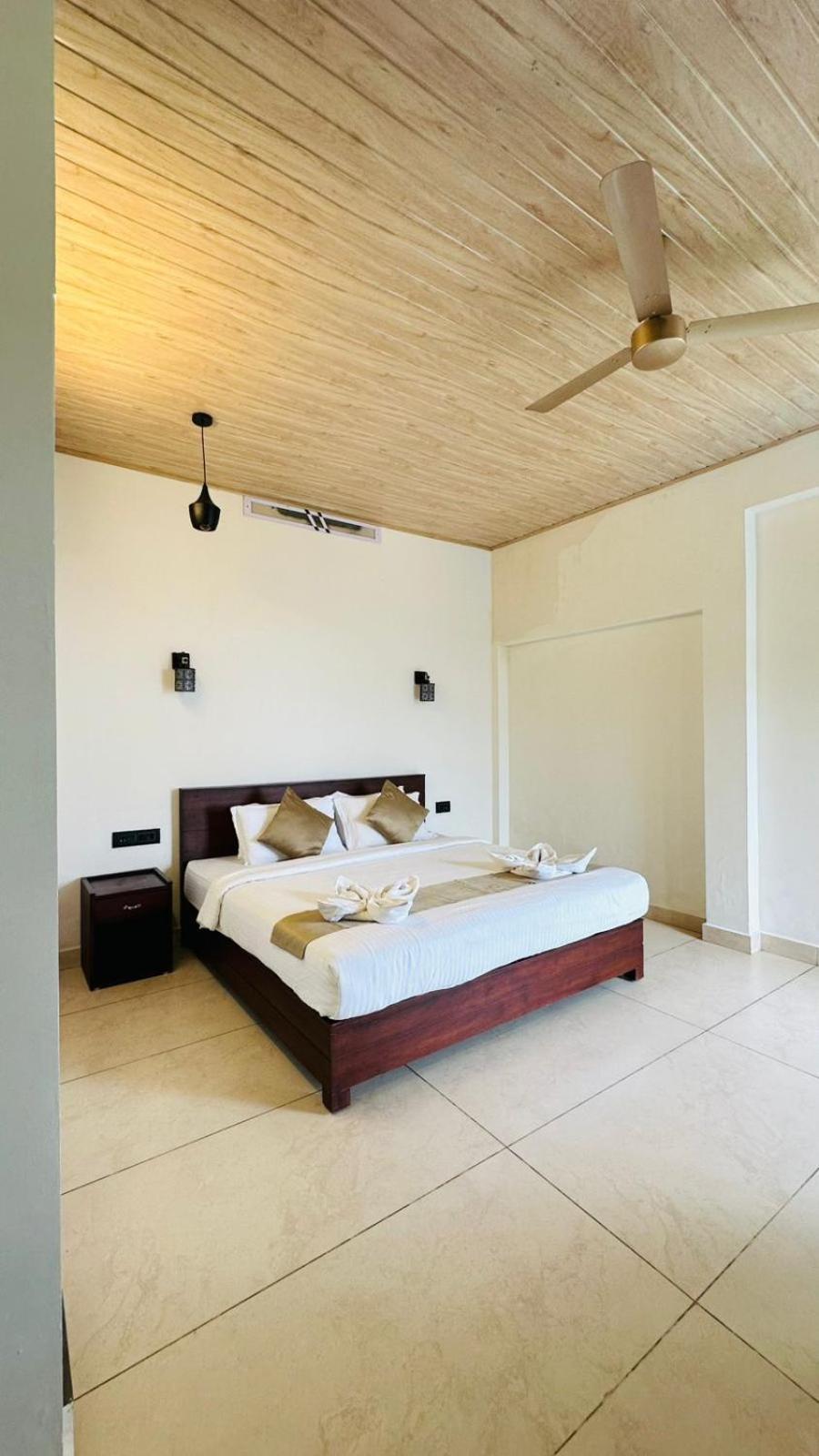 Wild Elephant Resort Kallar Vattiyar 外观 照片