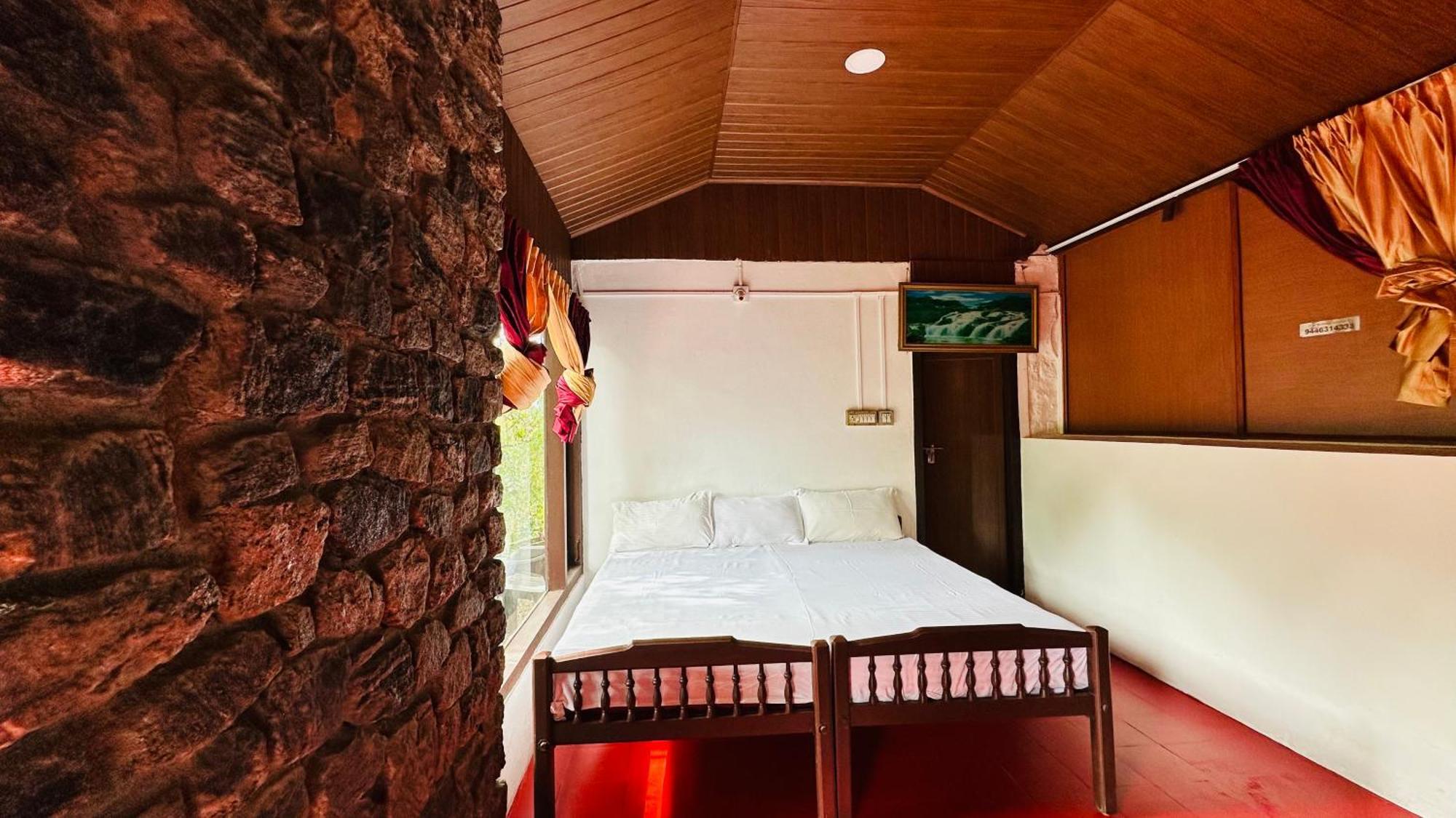 Wild Elephant Resort Kallar Vattiyar 外观 照片